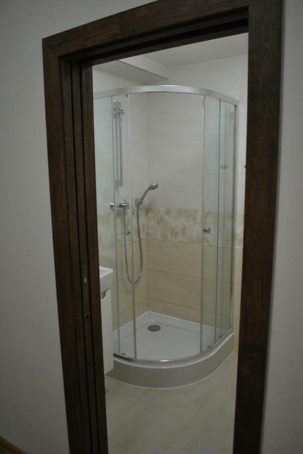 Kristof Apartament *
